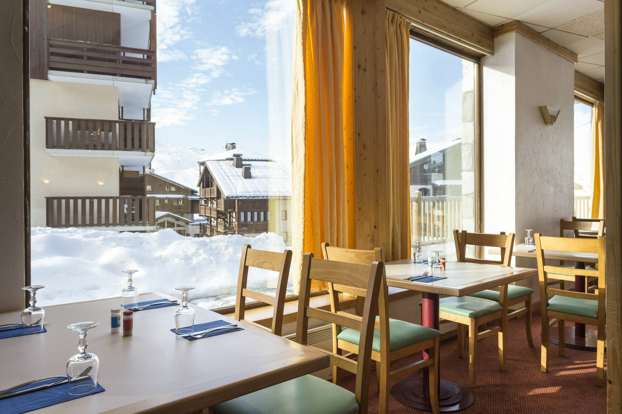 Club Mmv Les Arolles **** Hotel
